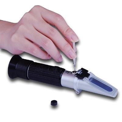 Automatic Temperature Compensation Sea Water Salt Salinity Refractometer for Aquarium, 0% - 10% & 1.0 to 1.070 S.g. Dual Scale Hydrometer by Adeadvancedoptics