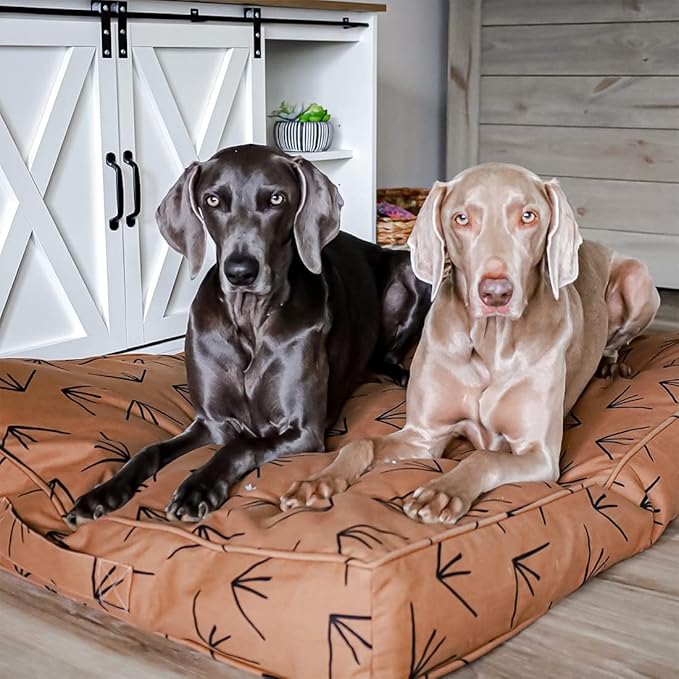 Molly Mutt Medium to Large Duvet Cover, Heat Waves, Brown with Black Accents, 27"x36"x5"