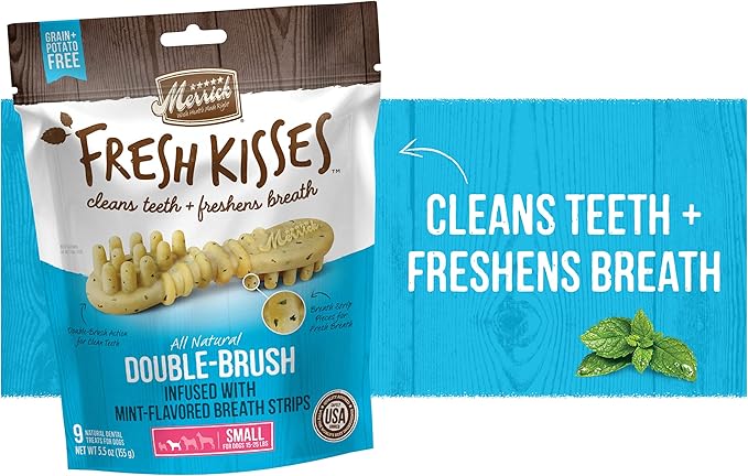 Merrick Fresh Kisses Double-Brush Dental Dog Treats with Mint Breath Strips for Small Dogs 5.5 Ounce (Pack of 2)