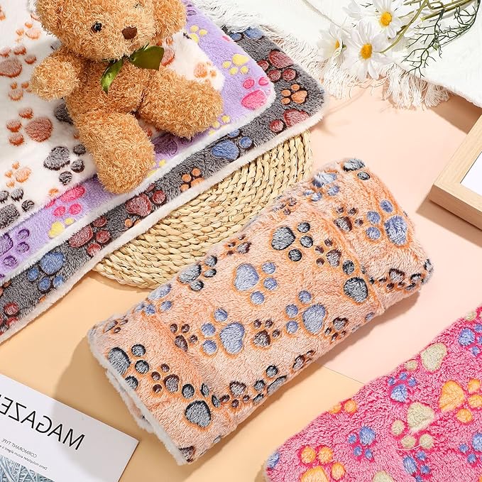 5 Pcs Guinea Pig Bed Mat Cute Cats Paw Print Blanket Bed for Small Animal Winter Soft Plush Bunny Dog Cat Bed Thickened Washable Reversible Fleece Crate Bed Mat Hamster Bedding (21 x 14 Inch)