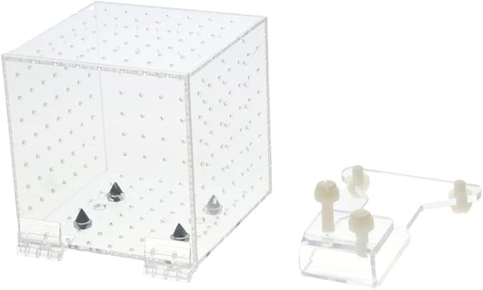 Aquarium Breeding Isolation Box Fish Tank (3.9 * 3.9 * 3.9inch) Hollow Aquarium Hatchery Incubator Holder Hatching Incubator Box