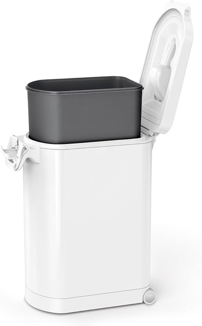 simplehuman 30 Liter, 32 lb / 14.5 kg Large Pet Food Storage Container for Dog Food, Cat Food, and Bird Feed, White