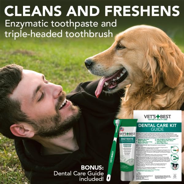 Vet's Best Dog Toothbrush & Toothpaste Kit - Natural Ingredients Reduce Plaque, Whiten Teeth, Freshen Breath