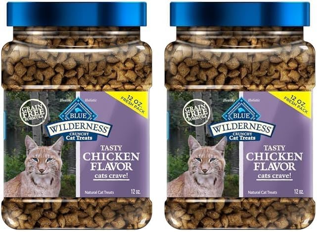 Blue Buffalo Wilderness Crunchy Cat Treats, Grain-Free Treats for Cats Made with Natural Ingredients, Great for Training, Tasty Chicken Flavor, 12-oz. Tub (Pack of 2)