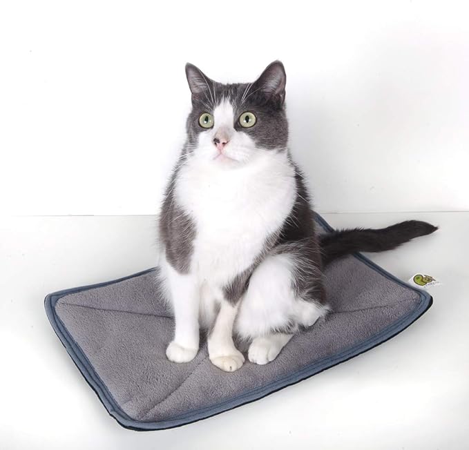 Pet Magasin Cat Thermal Bed Self-Heating Pads for Small Pets, [2-Pack Combo] One Large (28.5" x 34.5") and One Small (17'' x 11'')