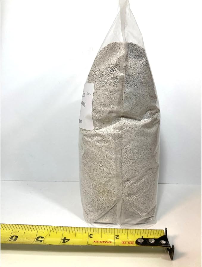 Small Bird Calcium Carbonate - Fine Ground All Natural Limestone - Egg Strength - Pullet, Quail, Pigeon, Parakeet (6 Pound)