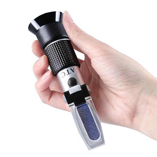 Brix Meter Honey Refractometer, Triple Scale Honey Tester Tool (Water Content: 12-27%, Brix: 58-92%, Be': 38-43), Handheld Brix Refractometer for Honey, Maple Syrup, & Bee Keeping