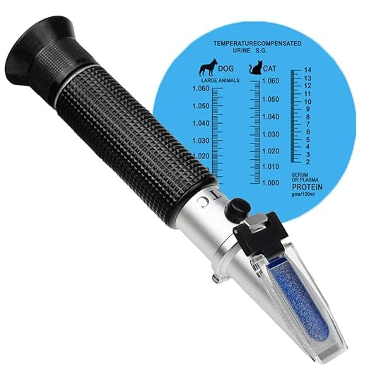 Clinical Refractometer Veterinary Hand-Held Refractometer Vet Veterinary Medicine RHC-300 Serum Protein Urine Density for pet Dog (Large Animal) and cat