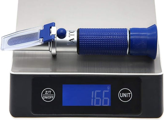 Salinity Refractometer Salt Water Tester ATC Automatic Temperature Compensation for Brine, Food, Industry, Seawater 0~28% Scale Range, Made of Copper Not Cheap Aluminum