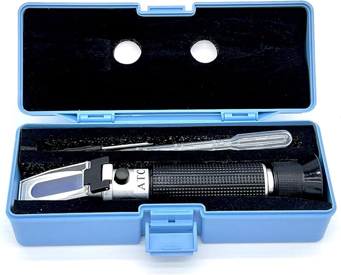 Salinity Refractometer for Seawater Marine Fishkeeping Aquarium 0-100PPT & 1.000-1.070 Salinity Hydrometer Salinity Tester with with Automatic Temperature Compensation (ATC)