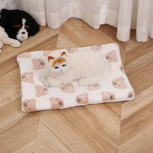 Cozy Calming Cat Blanket, Flannel Cushion for Pet Cozy Calming Blanket for Anxiety and Stress, Cozy Kitty Bed for Indoor Cats Calming Thick, Ultra Soft Pet Bed Mat (White Bear, XL (23.6" x 31.5"))