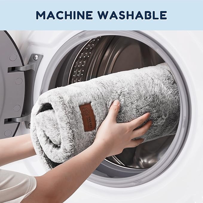 Pet Bed Mat, Large Dog Beds for Crate, 42x27 in, Soft Faux Fur, Washable Anti-Slip, Kennel Mat for Sleeping, Grey