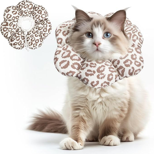 ComSaf Cat Cone Collar Soft - Cat Cones to Stop Licking e Collar for Cats After Surgery, Elizabethan Collar for Cats Kitten Recovery, Comfortable Soft e Collar Cone for Medium Cats, Brown Leopard, M