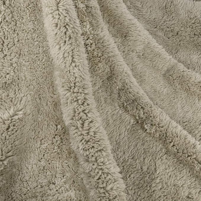 PetAmi Fluffy Waterproof Dog Blanket for Medium Large Dogs, Soft Warm Pet Sherpa Throw Pee Proof Couch Cover, Reversible Cat Bed Blanket Sofa Protector, Plush Washable Pad (Taupe Camel, 40x60)