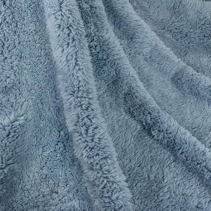 PetAmi Fluffy Waterproof Dog Blanket for Small Medium Dogs, Soft Warm Pet Sherpa Throw Pee Proof Couch Cover, Reversible Cat Puppy Bed Blanket Sofa Protector, Plush Washable Pad (Dusty Blue, 24x32)