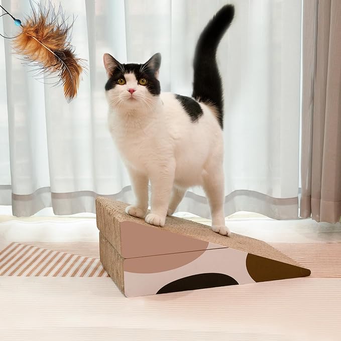 ComSaf Cat Scratcher Cardboard, Kitty Cat Scratching Pad Recycle Corrugate Scratcher Cat Scratch Bed Long Lasting Reversable (Triangle)