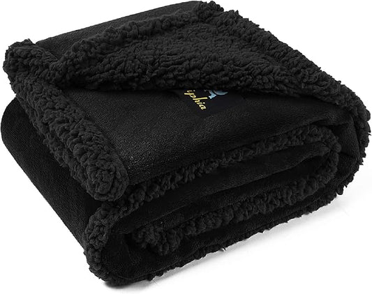 Waterproof Pet Blanket, Liquid Pee Proof Dog Blanket for Sofa Bed Couch, Reversible Sherpa Fleece Furniture Protector Cover for Small Medium Large Dogs Cats, Black Medium（57" x 40"）