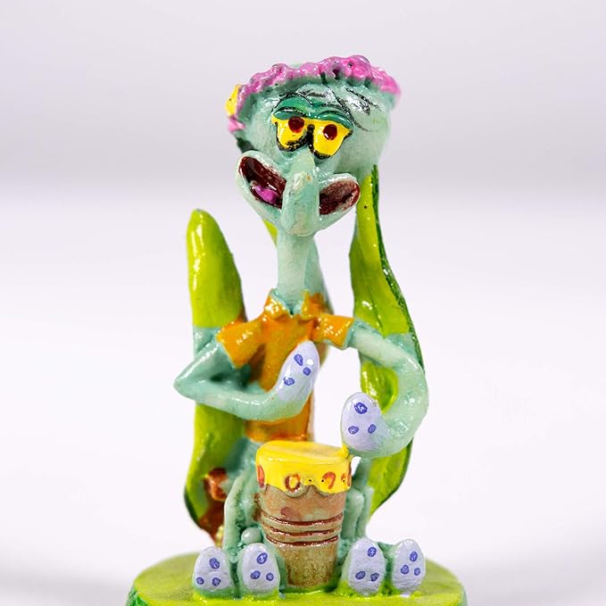 Penn-Plax Officially Licensed SpongeBob SquarePants Aquarium Ornament – Squidward (Mini/Small Size) – Perfect for Freshwater and Saltwater Tanks