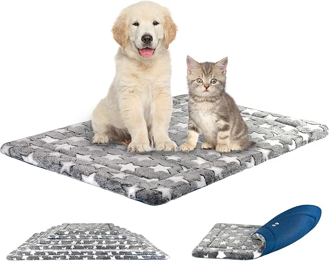 KROSER Fancy Dog Crate Pad Dog Bed Mat Reversible (Cool & Warm), Dog Bed Pad with Machine Washable, Dog Crate mat for Small to XXX-Large Dogs, Grey, Navy, Star Pattern