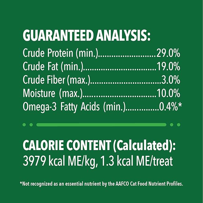 Greenies Feline Smartbites Skin & Fur Crunchy and Soft Textured Adult Natural Cat Treats, Chicken Flavor, 16 oz. Tub (Package may vary)