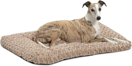 MidWest Homes for Pets Deluxe Dog Beds | Super Plush Dog & Cat Beds Ideal for Dog Crates | Machine Wash & Dryer Friendly, 1-Year Warranty