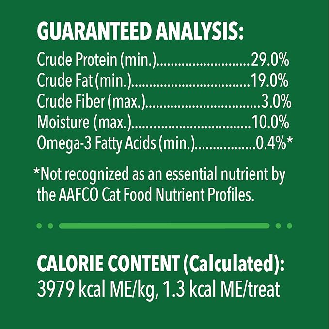 Greenies Feline Smartbites Skin & Fur Crunchy and Soft Natural Cat Treats, Chicken Flavor, 2.1 oz. Pack