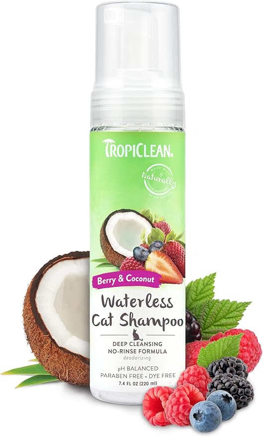 TropiClean Berry Coconut Waterless Cat Shampoo | Deep Cleansing Dry Shampoo for Cats | Natural Cat Shampoo Derived from Natural Ingredients | Made in The USA | 7.4 oz.