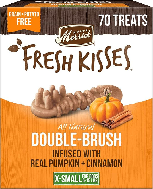 Merrick Fresh Kisses Natural Dental Chews, Treats Infused with Pumpkin and Cinnamon for Tiny Dogs 5-15 Lbs - 21 oz. Bag