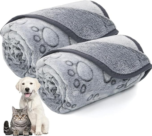 Small Dog Blanket for Medium Large Dogs Fleece Puppy Blanket Washable Dog Blankets for Bed Couch Protection with Cute Paw Print Pet Puppy Cat Blanket