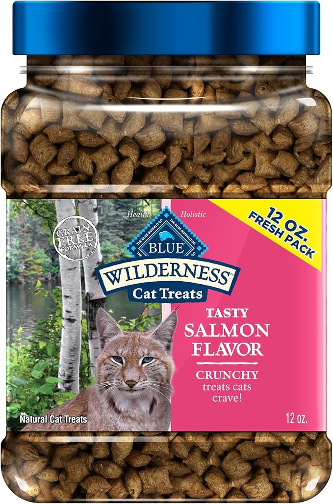 Blue Buffalo Wilderness Crunchy Cat Treats, Made with Natural Ingredients, Tasty Salmon Flavor, 12-oz. Tub