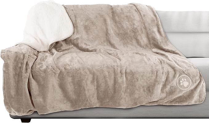 PETMAKER Waterproof Dog Blanket - 60x70-Inch Reversible Sherpa Dog Blanket for Couch, Bed, or Car - Protects from Spills, Stains, or Pet Fur (Tan)