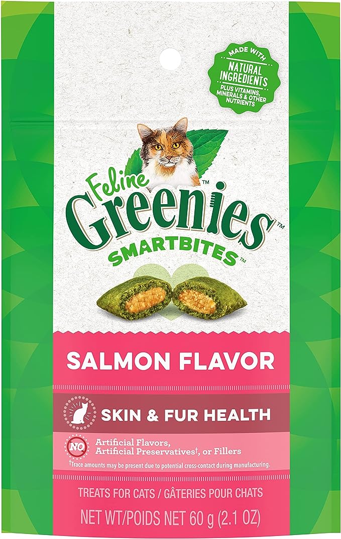 Greenies Feline Smartbites Skin & Fur Crunchy and Soft Natural Cat Treats, Salmon Flavor, 2.1 oz. Pack