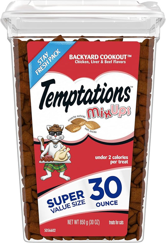 Temptations MixUps Backyard Cookout Flavor Crunchy and Soft Cat Treats, 30 oz. Tub