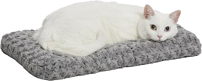 MidWest Homes for Pets Deluxe Dog Beds | Super Plush Dog & Cat Beds Ideal for Dog Crates | Machine Wash & Dryer Friendly, 1-Year Warranty,Gray