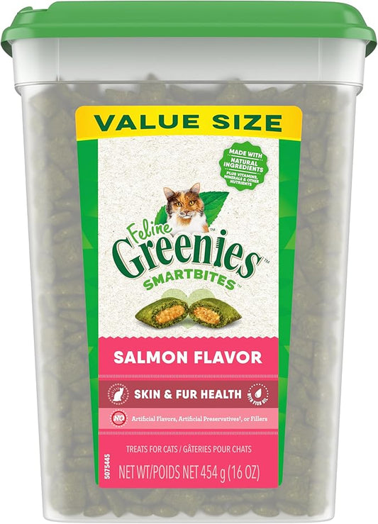 Greenies Feline Smartbites Skin & Fur Crunchy and Soft Textured Adult Natural Cat Treats, Salmon Flavor, 16 oz. Tub