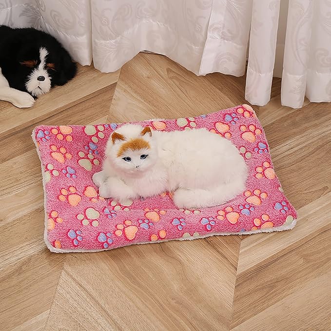 Cozy Calming Cat Blanket, Flannel Cushion for Pet Cozy Calming Blanket for Anxiety and Stress, Cozy Kitty Bed for Indoor Cats Calming Thick, Ultra Soft Pet Bed Mat (Pink Claws, XXL (31.5" x 39.4"))