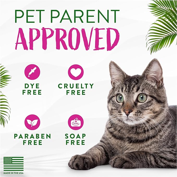 TropiClean Berry Coconut Waterless Cat Shampoo | Deep Cleansing Dry Shampoo for Cats | Natural Cat Shampoo Derived from Natural Ingredients | Made in The USA | 7.4 oz.