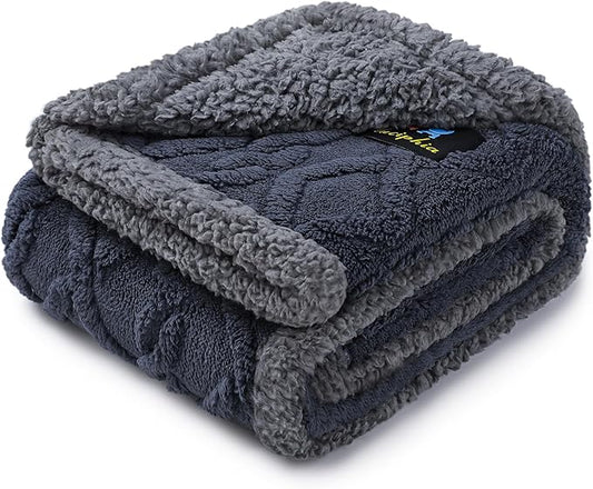 Waterproof Pet Blanket, Liquid Pee Proof Dog Blanket for Sofa Bed Couch, Reversible Sherpa Fleece Furniture Protector Cover for Small Medium Large Dogs Cats,Dark Grey X-Large（85" x 57"）