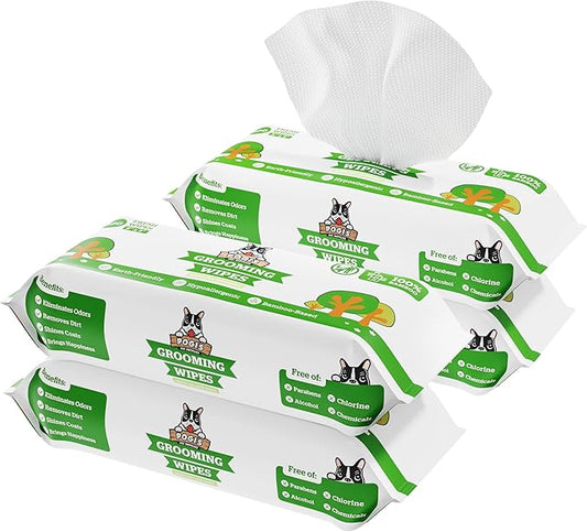 Pogi's Dog Grooming Wipes - 400 Dog Wipes for Cleaning and Deodorizing - Plant-Based, Hypoallergenic Pet Wipes for Dogs, Puppy Wipes - Quick Bath Dog Wipes for Paws, Butt, & Body - Green Tea Scented