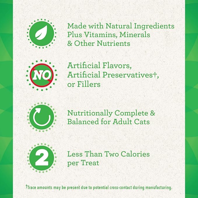 Greenies Feline Smartbites Skin & Fur Crunchy and Soft Natural Cat Treats, Chicken Flavor, 4.6 oz. Pack