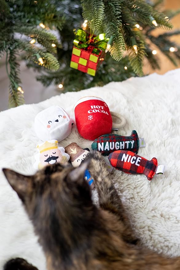 Pearhead Naughty Or Nice Christmas Cat Toy Set, Holiday Pet Owner Gift, Christmas Must Have Toy Set, Cat Teaser Toy, with Catnip Pouch, Set of 2