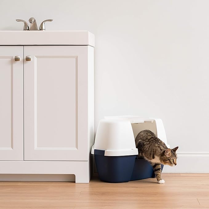 IRIS USA Large Corner Cat Litter Box Enclosure with Front Door Flap and Scoop, Hooded Kitty Litter Tray with Easy Access Lift Top Handle and Buckles for Portability and Privacy, Navy/White