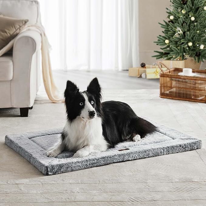 Pet Bed Mat, Large Dog Beds for Crate, 42x27 in, Soft Faux Fur, Washable Anti-Slip, Kennel Mat for Sleeping, Grey