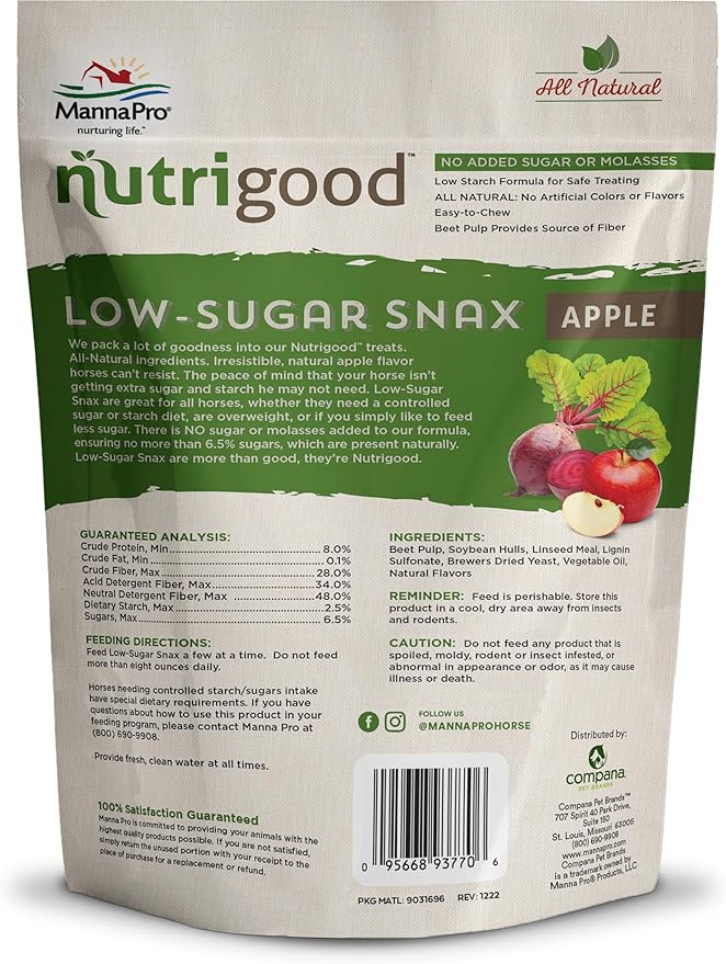 Manna Pro Nutrigood Low-Sugar Snax | Apple Flavor Horse Treats | 4 Pounds