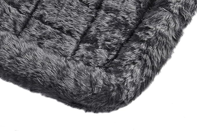 New World Pet Products Large Gray Dog Bed 42-Inches Long | Dog Bed Fits a 42-Inch Wire Dog Crate | Ideal for Large Dogs & Cats (B40242-GY)