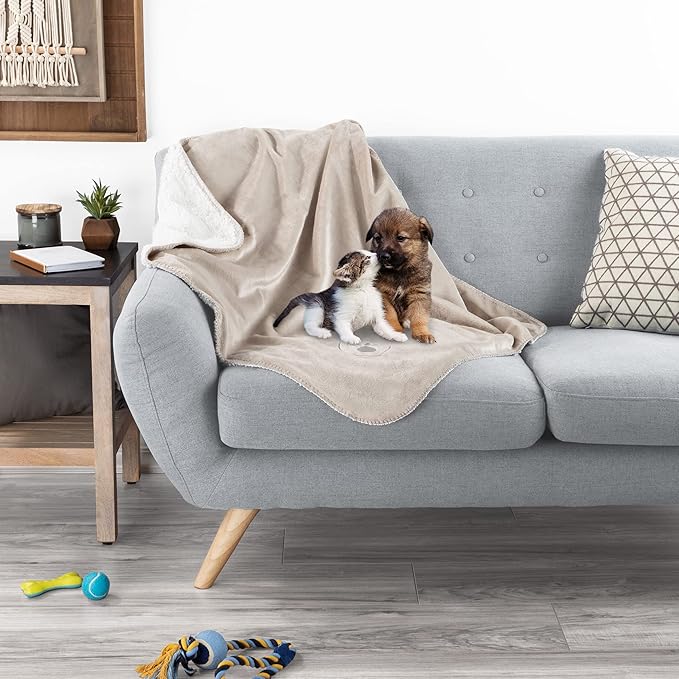 PETMAKER Waterproof Dog Blanket - 30x40-Inch Reversible Sherpa Dog Blanket for Couch, Bed, or Car - Protects from Spills, Stains, or Pet Fur (Tan)