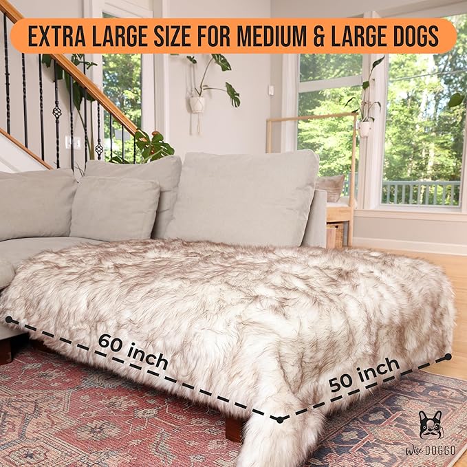 Pawsh Faux Fur Dog Blanket - Extra Large Waterproof Dog Blanket for Couch Bed Car & Crate - Ultra Soft, Waterproof Throw Blanket for Dogs (Brown & White)