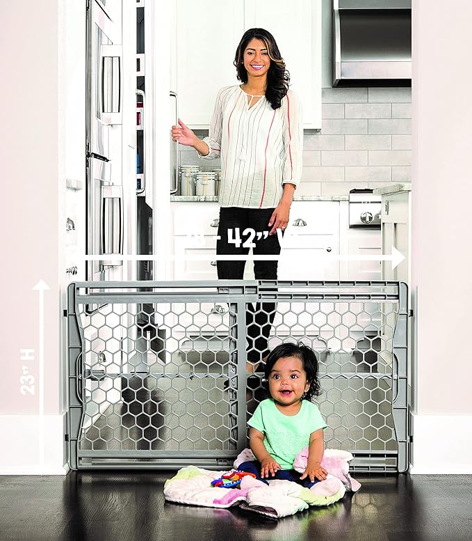 Regalo 192-Inch Super Wide Adjustable Baby Gate and Play Yard, 4-in-1, Bonus Kit, 4 Count (Pack of 1 & Easy Fit Plastic Adjustable Extra Wide Baby Gate, 1 Count (Pack of 1)