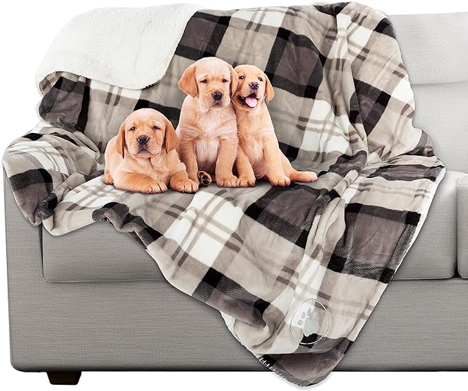 PETMAKER Pet Blanket - Reversible Waterproof Plaid Throw Protects Couch, Car, and Bed from Spills, Stains, or Fur - Dog and Cat Blankets (Gray), Large