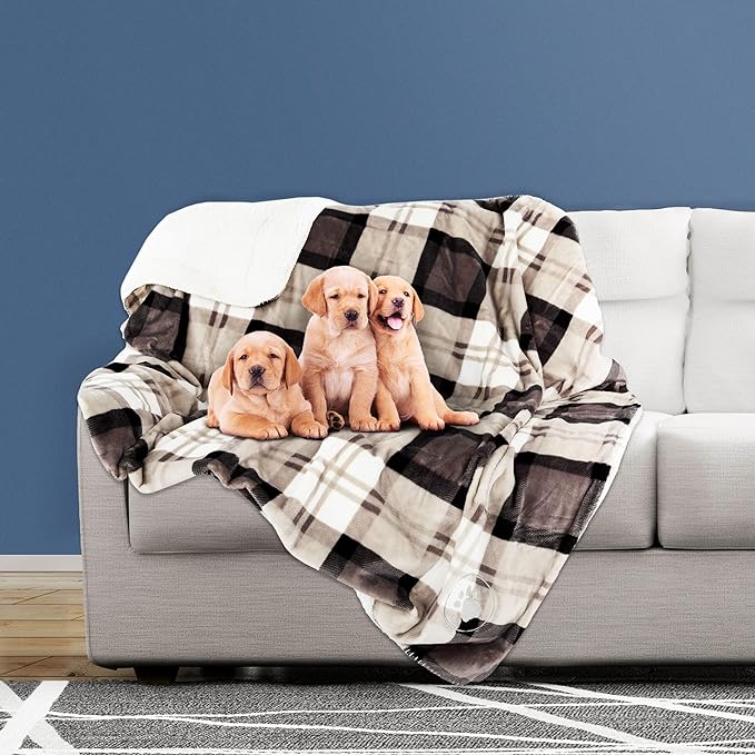 PETMAKER Pet Blanket - Reversible Waterproof Plaid Throw Protects Couch, Car, and Bed from Spills, Stains, or Fur - Dog and Cat Blankets (Gray), Large